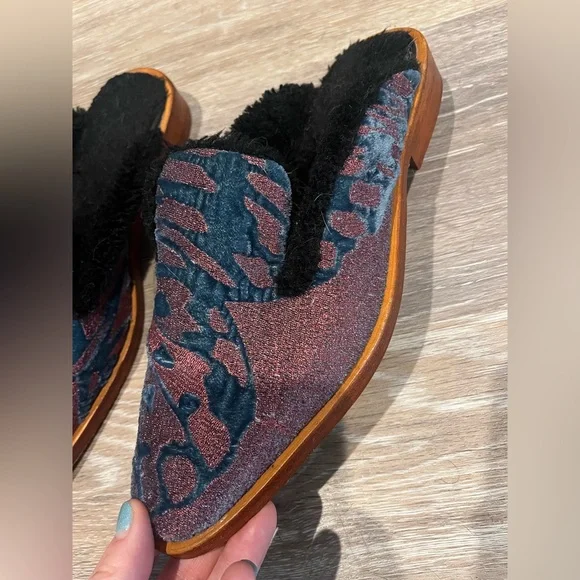 Free People Butterfly Effect Slip Mules/Slippers Wood Bottom Fur Lining Size 38 - Picture 5 of 15